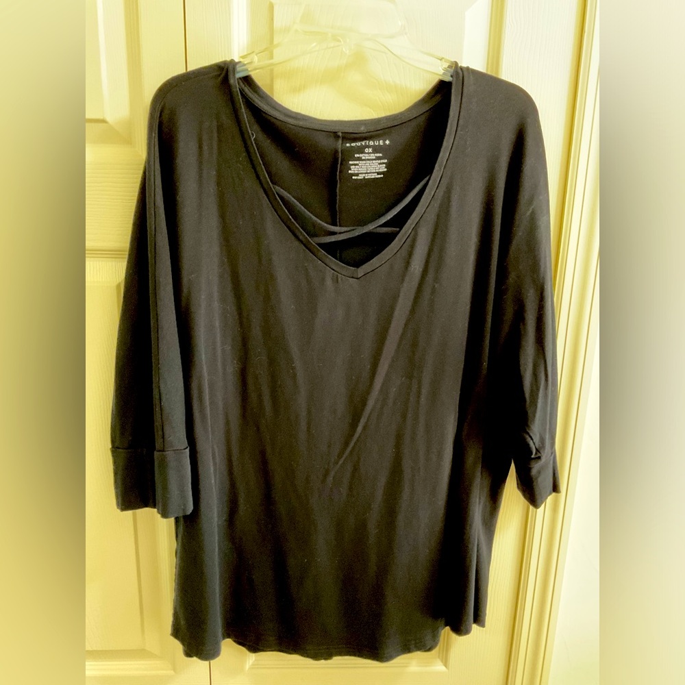 Black 3/4 Sleeve “X” Top 1x - Boutique Plus